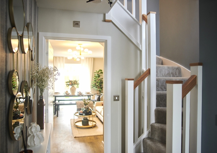 Stylish Living Slide 1