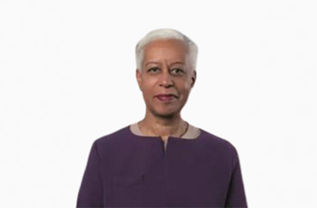 Maggie Semple headshot